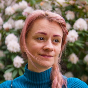 A portrait of Miranda Heath
